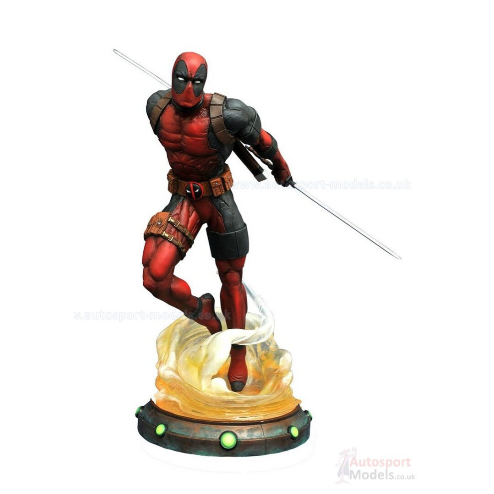 Deadpool statue ~ Marvel Gallery by Diamond Select