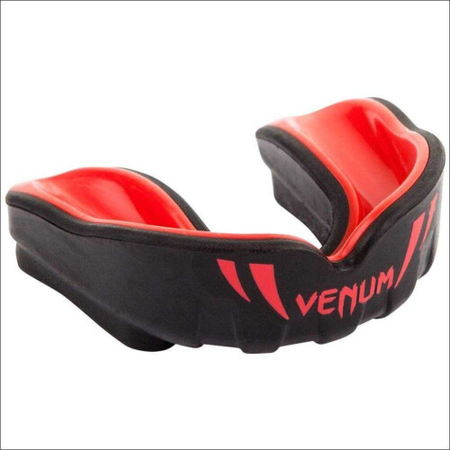 Venum Challenger Kids Mouth Guard Black/Red 1
