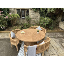 teak round table with 3 benches