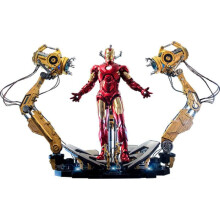 Figurina Hot Toys QS021 - Marvel Comics - Iron Man 2 - Iron Man Mark IV With Suit Up Gantry Version
