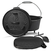 VOUNOT Dutch Oven 4.25 Liters, Pre-Seasoned Cast Iron Pot with Carry Bag, Feet, Lid Lifter, Spiral Handle and Slot for Thermometer, for Camping,