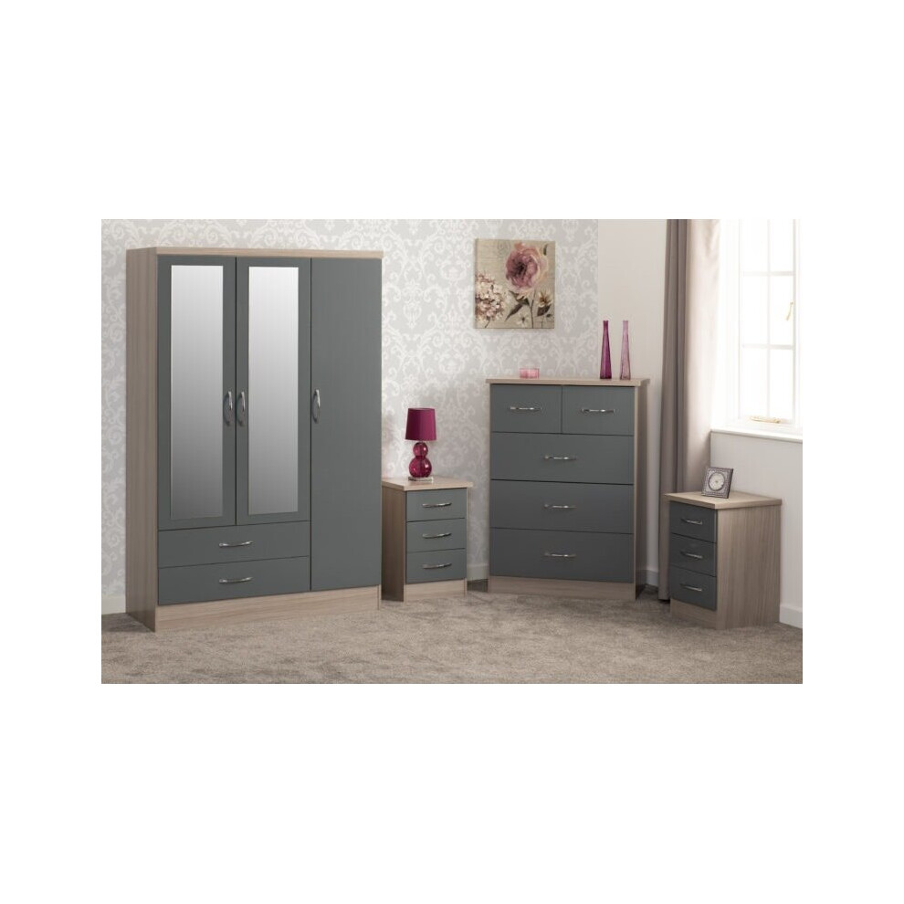 Nevada 4 Piece Grey Gloss Bedroom Set - 3 Door 2 Drawer Mirrored Wardrobe, 5 Drawer Chest & 2 x 3 Drawer Bedside