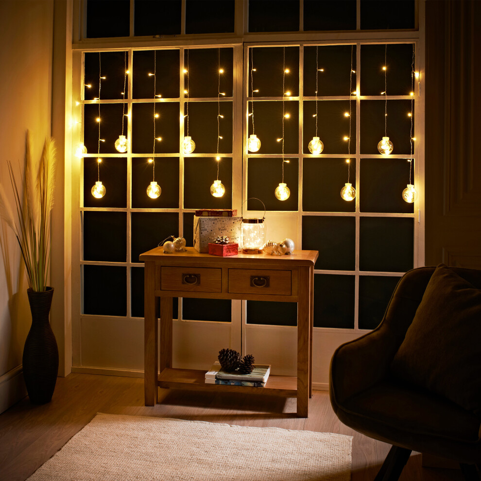 (Mains Powered) The Christmas Workshop Curtain Lights / Indoor/Outdoor Christmas Decorations / Warm White / 2m Festive String Lights