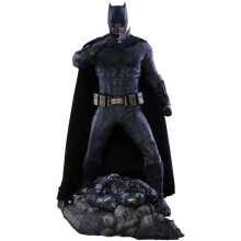 Figurina Hot Toys MMS456 - DC Comics - Justice League - Batman Deluxe Version