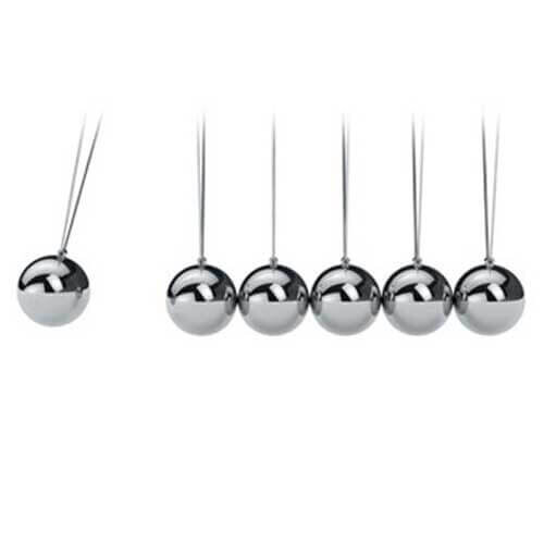 Newton's Cradle w/ Wood Look Base 1