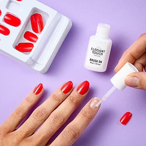 Elegant Touch Elegant Touch Brush On Nail Glue Clear 6ml 1