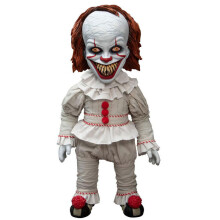 Diamond Select IT Pennywise Sound Doll - 38 CM