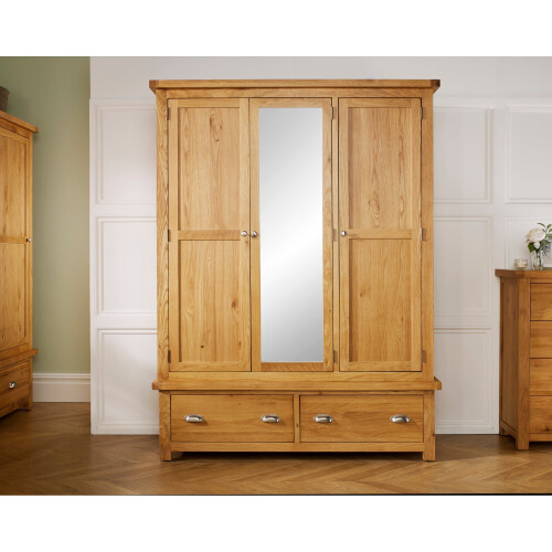 Birlea Woburn Oak 3 Door 2 Drawer Wardrobe 2
