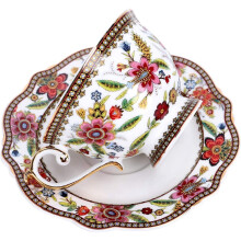 fanquare Fine Bone China British Coffee Cup and Saucer Set, Red Floral Vintage Porcelain Tea Cup, 200ml