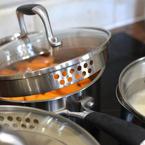 Stoven Soft Touch Induction 5 Piece Cookware Set plus 28cm Sauteuse 2