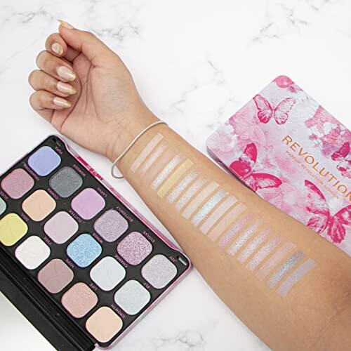 Revolution Butterfly forever Flawless Shadow Palette 2
