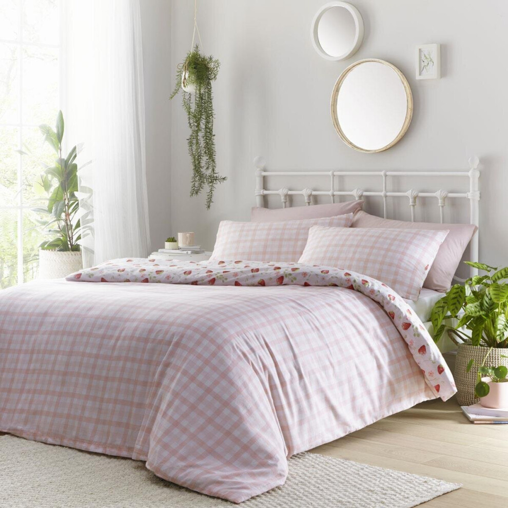 (Double) Duvet Set Quilt Cover Strawberry Bedding