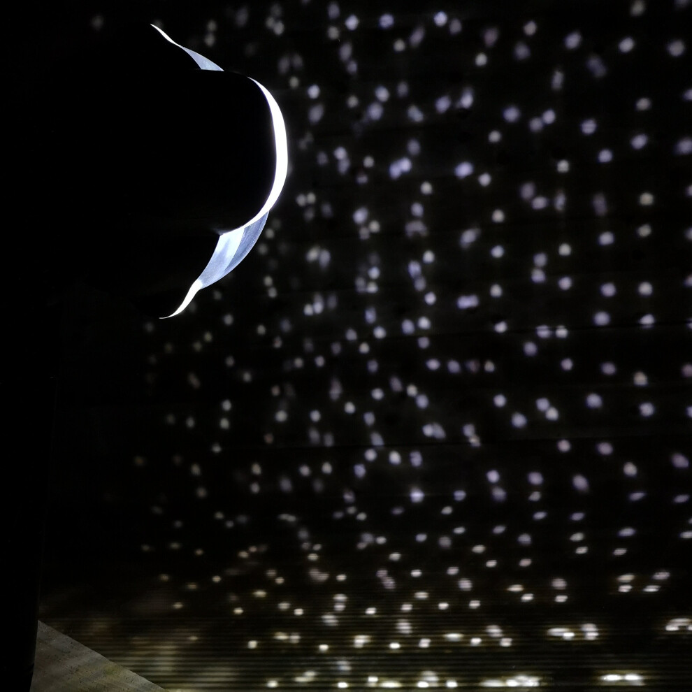 LED Light Premier Outdoor Christmas Snowfall Projector - Indoor/Outdoor, Ceiling Bracket or Ground Stake, 7m Cable