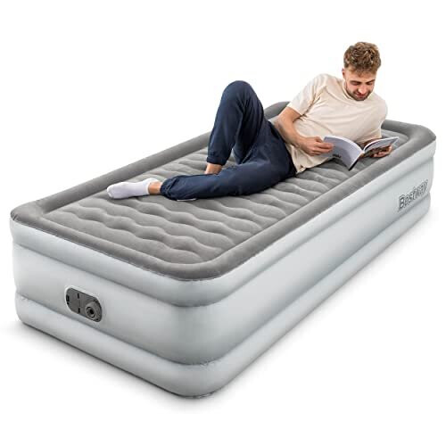 Air hotsell Mattress with Built-In Pump, Queen NEW