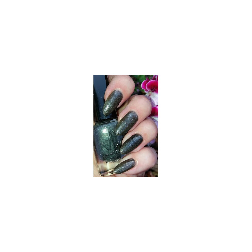 Vivien Kondor London Vivien Kondor - Bon Bon Collection - Liquorice Nail Polish