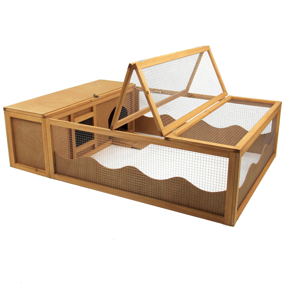 Wooden Tortoise / Small Pet  House with Run 57in Actiaspet