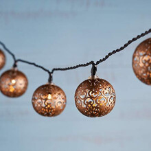 Lights4fun 16 Metal Bronze Moroccan Balls Solar Powered Outdoor IP44 Waterproof Garden Fairy String Lights
