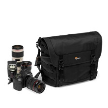 Lowepro ProTactic MG 160 AW II Mirrorless and DSLR messenger - with QuickShelf divider system - camera gear to personal belongings - for Mirrorless