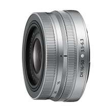 Nikon NIKKOR Z DX 16-50mm f/3.5-6.3 VR (SL) — Édition spéciale chromée, exclusivement pour le Z fc, style rétro