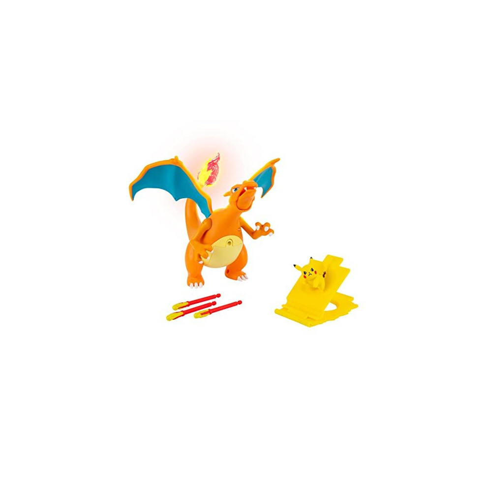 PokÃ¨mon PKW2731 Deluxe Feature Includes 6 Interactive Charizard Plus 2-inch Pikachu Figure Launcher-Authentic Details, Pokemon-6in Style 1