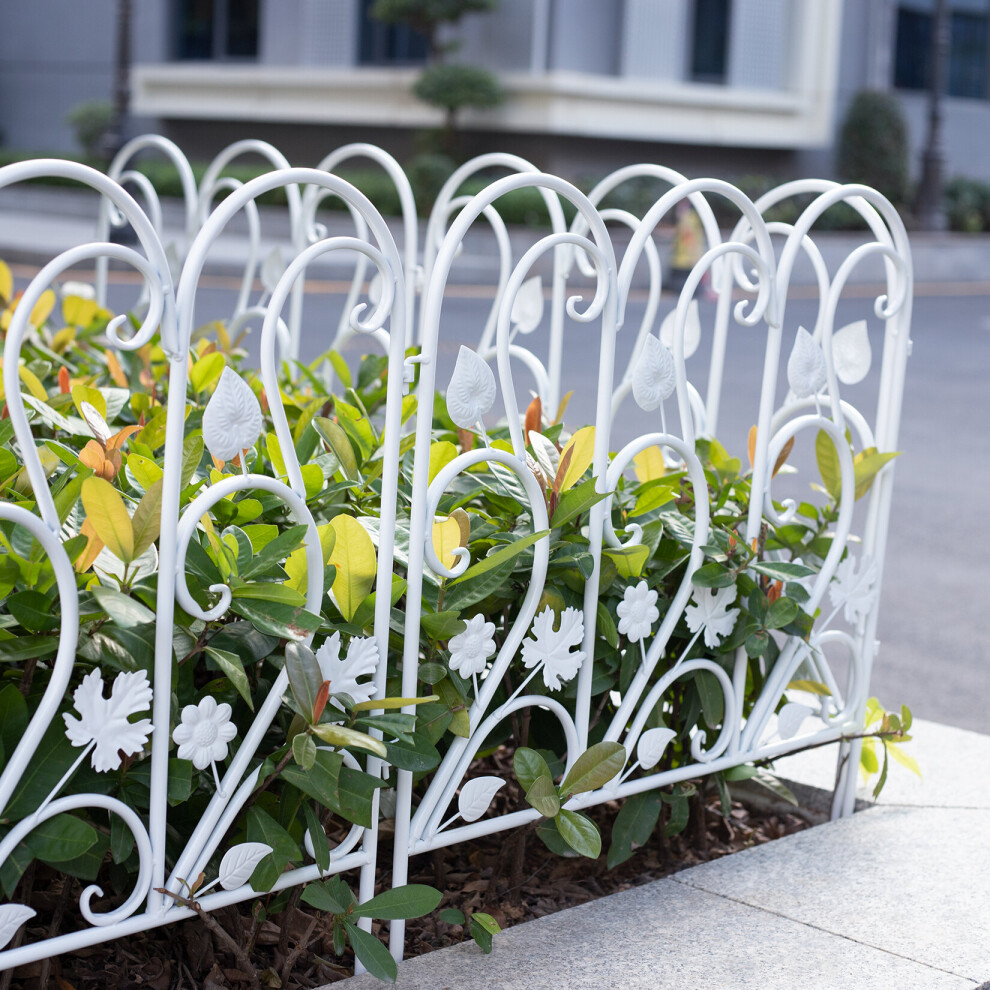 (White) 5pcs Garden Iron Fence Rustproof Dog Barrier