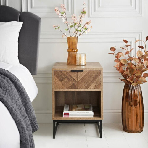 Ezra 1 Drawer Bedside Table With one drawer Easy self assembly. 2