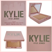 Kylie Cosmetics Kylighter Illuminating Powder - 08 SALTED CARAMEL
