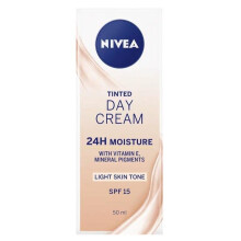 Nivea Visage Tinted Moisturising Day Cream Natural 50ml