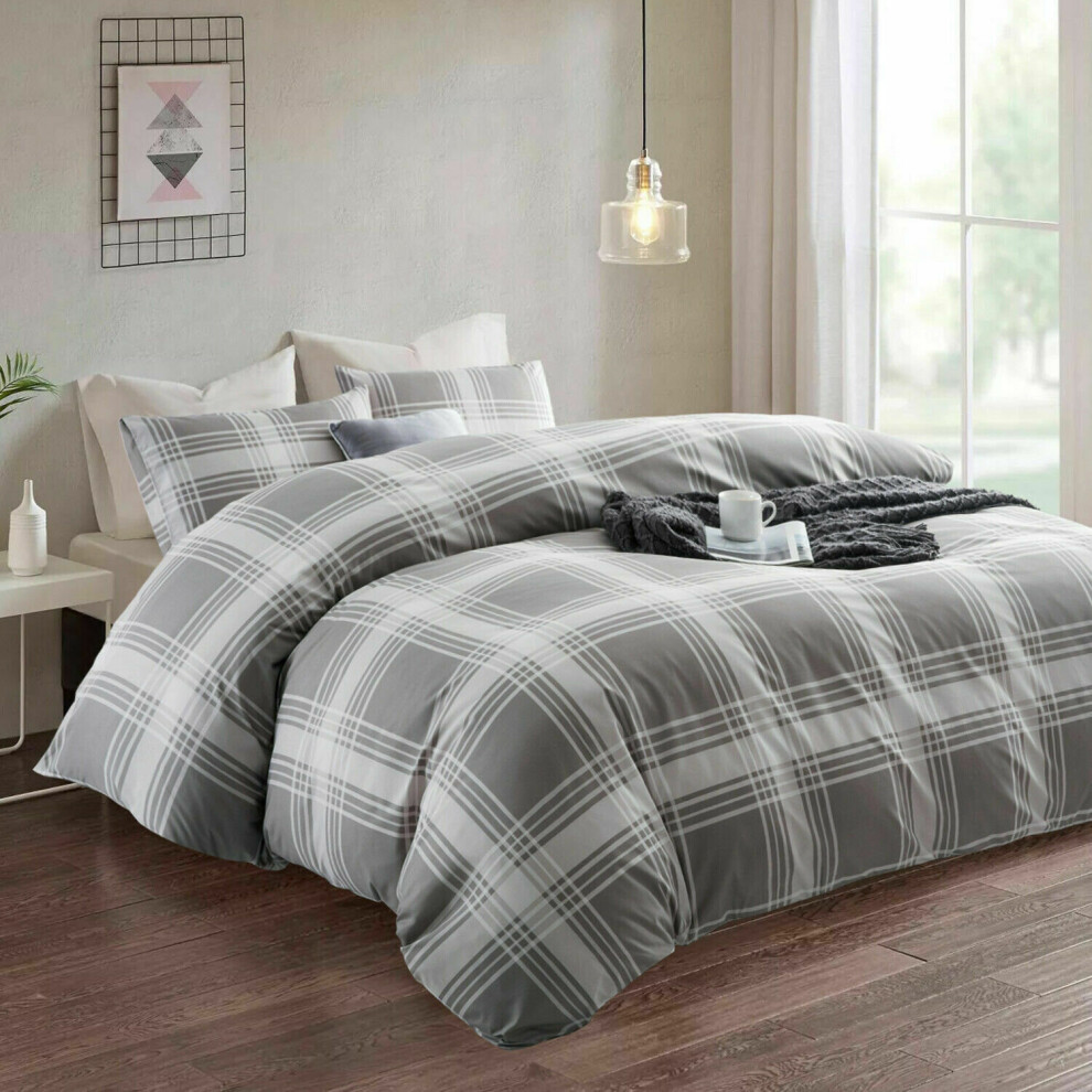 (Super King: 260 x 220 cm., Grey-Check) Duvet Quilt Cover Bedding Set Reversible Printed Duvet Cover with Pillowcases