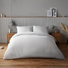 Silentnight Supersoft Collection White Duvet Cover Set. Supersoft Snuggly Easy Care Duvet Cover Quilt Bedding Set - Double (200cm x 200cm) + 2