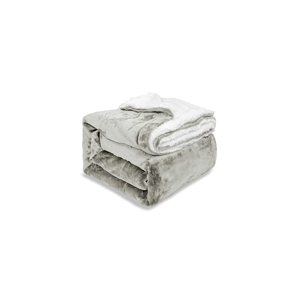 EHC Sherpa Flannel Fleece Throw Blanket - Fluffy Soft Thick Microfiber Solid Warm Blankets for Bed and Couch, Light Grey, Double, 150 cm x 200 cm