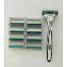 Wilkinson Sword Quattro Titanium Sensitive Value Pack - Handle & 9 Razor Blades