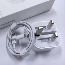 Cargador rápido USB-C de 20 W para iPhone 12 con cable Lightning y enchufe USB-C
