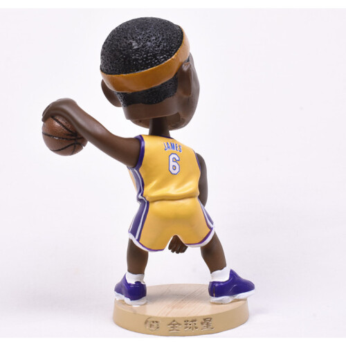 (12cm) Lakers No.6 James Figure Figurine 2