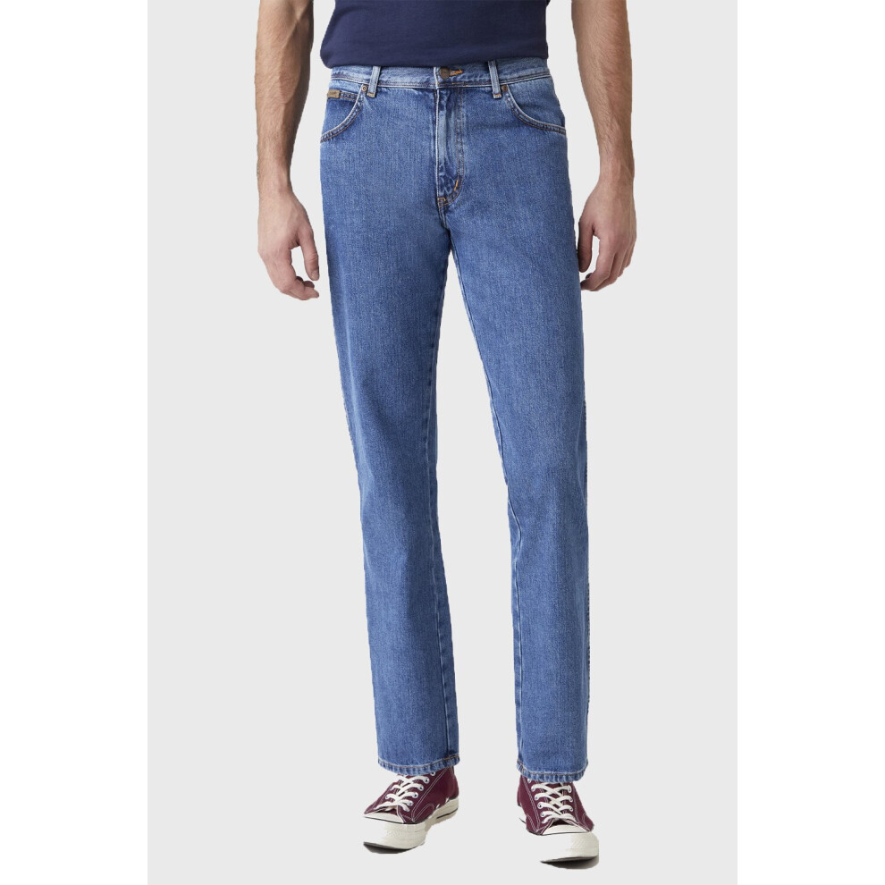 (46/32) WRANGLER Texas relaxed straight fit jeans in vintage stonewash