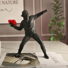 (Black) Banksy Flower Thrower Bomber Statue Figurine Ornaments Sculpture Home Decor