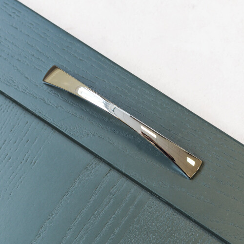 96mm Polished Chrome Kitchen Bow Cabinet Handle - 135mm Length, 25mm Projection 2