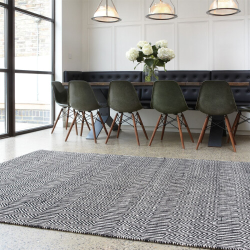 (Small  100x150cm) Sloan Rugs in Black