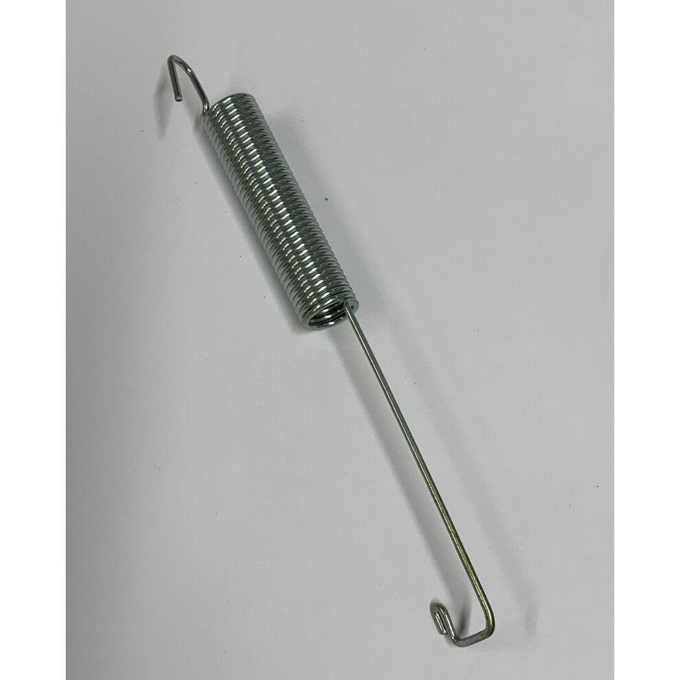 Spear & Jackson Genuine Rear Flap Spring For 34Cm 24V Cordless Lawnmower