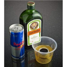 (100 X Bomb Shot Glasses) Jager Bomb Shot Disposable Glasses