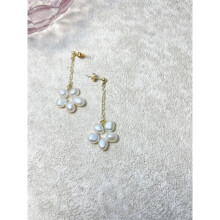 Handmade Flower Shape Natural Baroque Pearl Earrings
