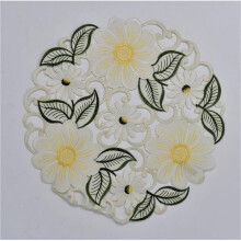 Sinobrite H0997-016 16 in. Yellow Daisy & Green Leaves Doily