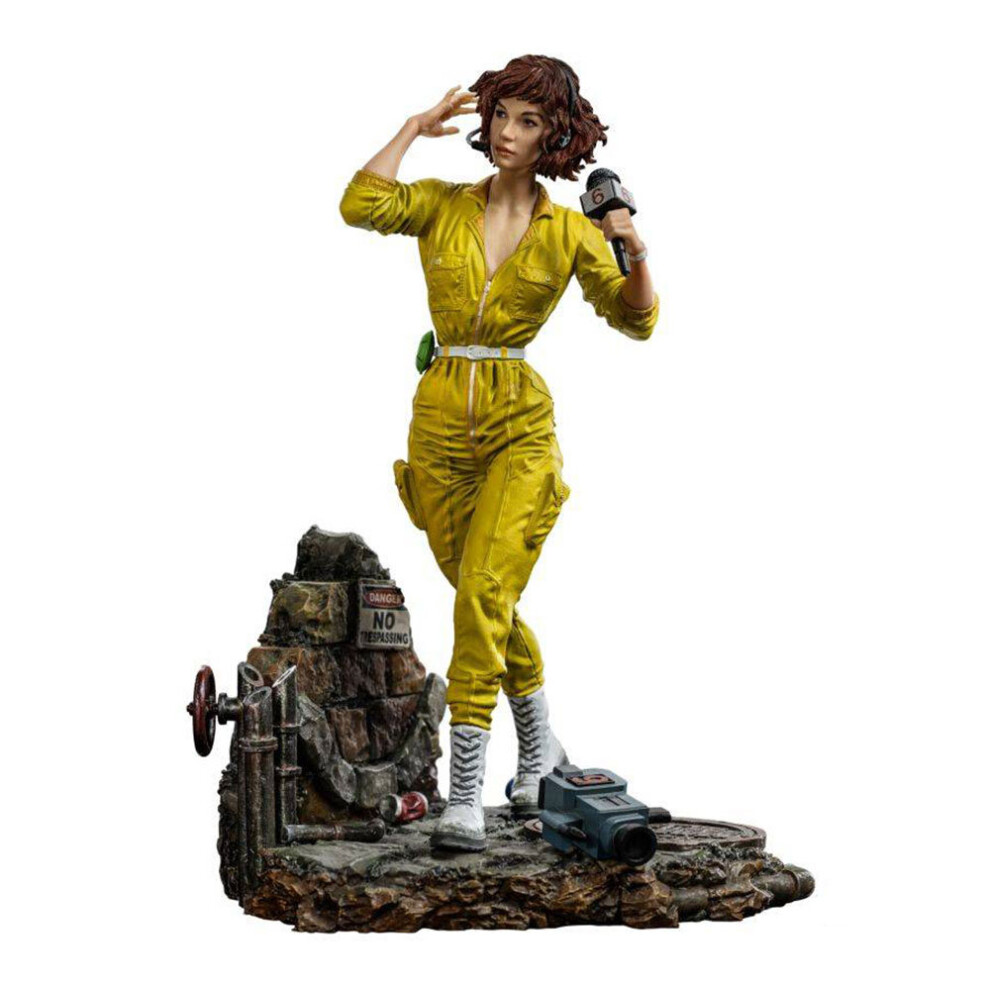 Teenage Mutant Ninja Turtles April O'neil 1:10 Scale Statue