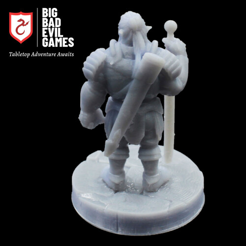 Hobgoblin Miniature | goblinoid leader carrying a great sword 2
