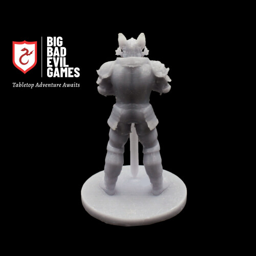 Armoured Knight with Greatsword Minitature | perfect for D&D 2