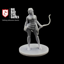 Sultry Wood Elf Ranger Miniature | longbow in a sultry pose for D&D
