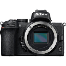 Nikon Z50 Spegelös Kamera (Endast Kamerahuset)
