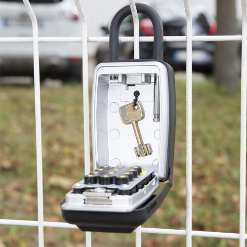 Master Lock Master Lock Key Safe Portable with Shackle Push-button 1
