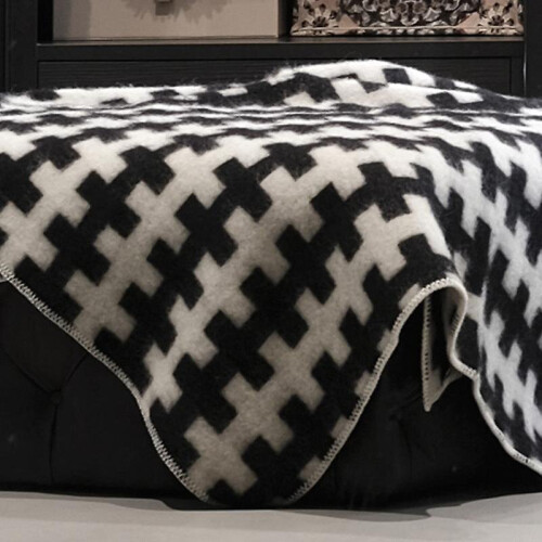 Black White Blanket Sofa Office Blanket Cross Pattern Air Conditioner Blanket