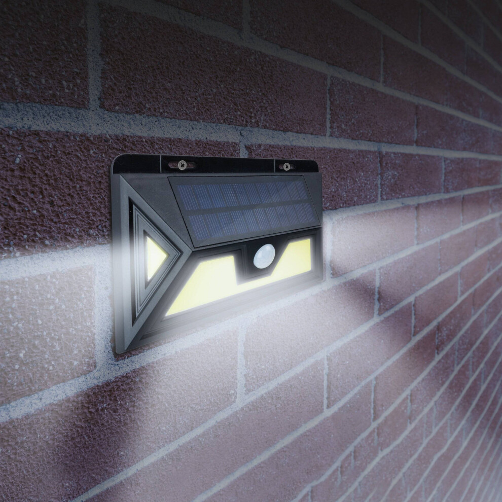 Motion Sensor Outdoor Security Solar Light - Spear & Jackson